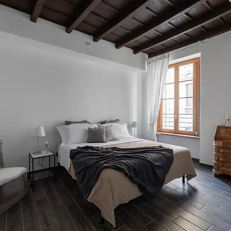 Apartament Filippo Juvara 6 *